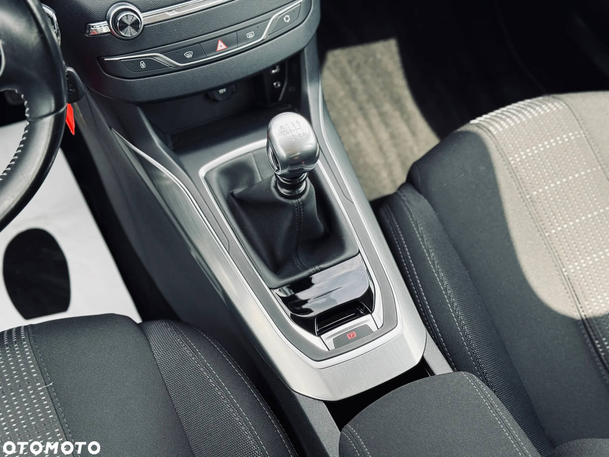 Peugeot 308 PureTech 130 Allure - 27
