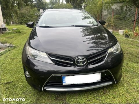 Toyota Auris 1.6 Premium Comfort - 1