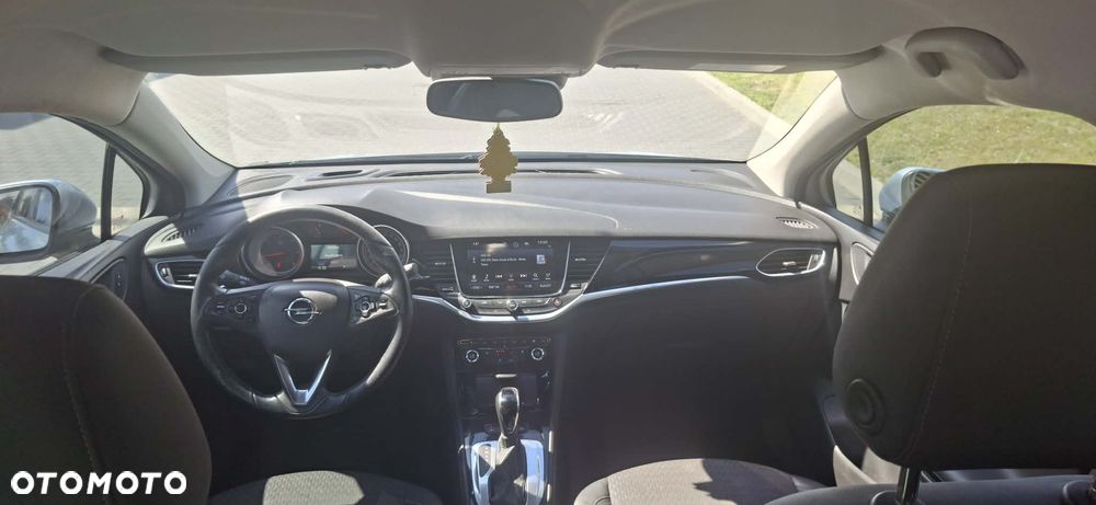Opel Astra 1.6 CDTI Dynamic - 4