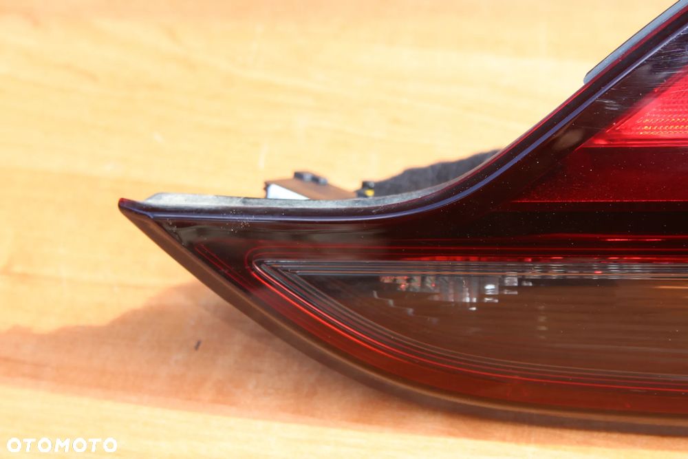 LAMPA PRAWY TYŁ PRAWA TYLNA W KLAPĘ LED OPEL ZAFIRA C EUROPA 39028600 - 5