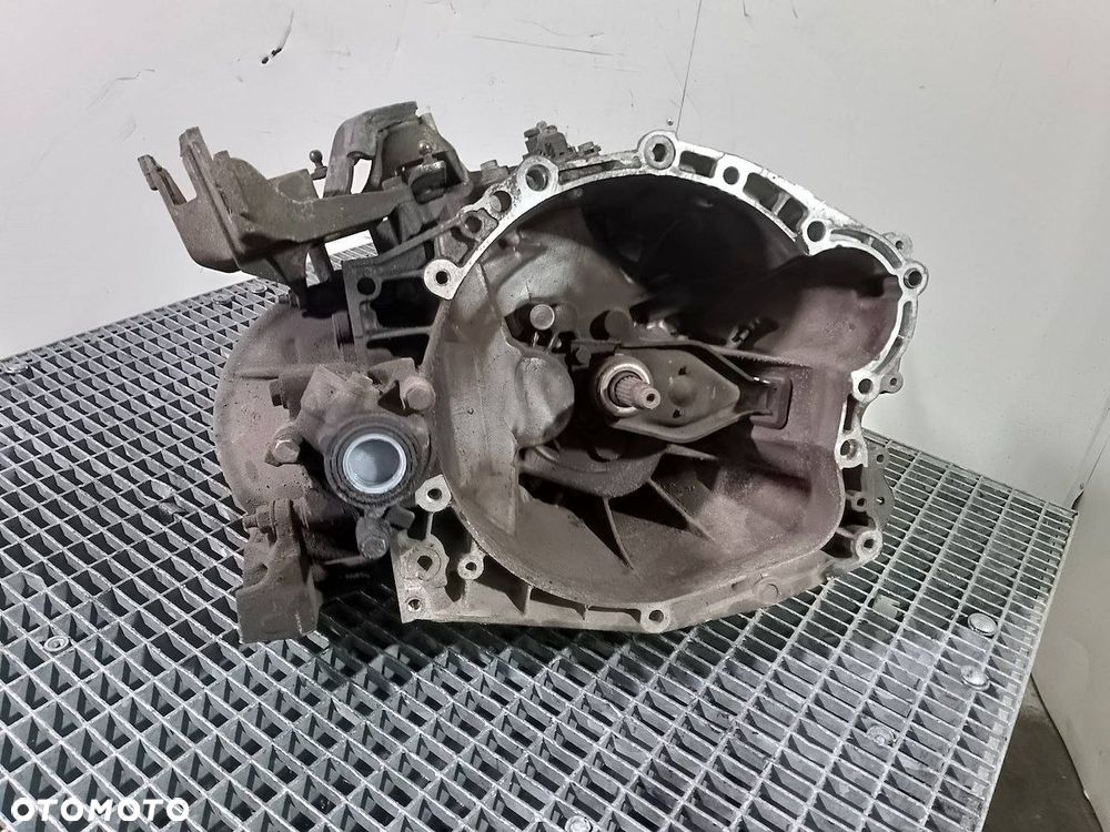 SKRZYNIA BIEGÓW MANUALNA CITROEN XSARA PICASSO 20DL69 1.8 16v - 1