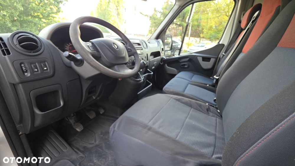 Renault Master - 25