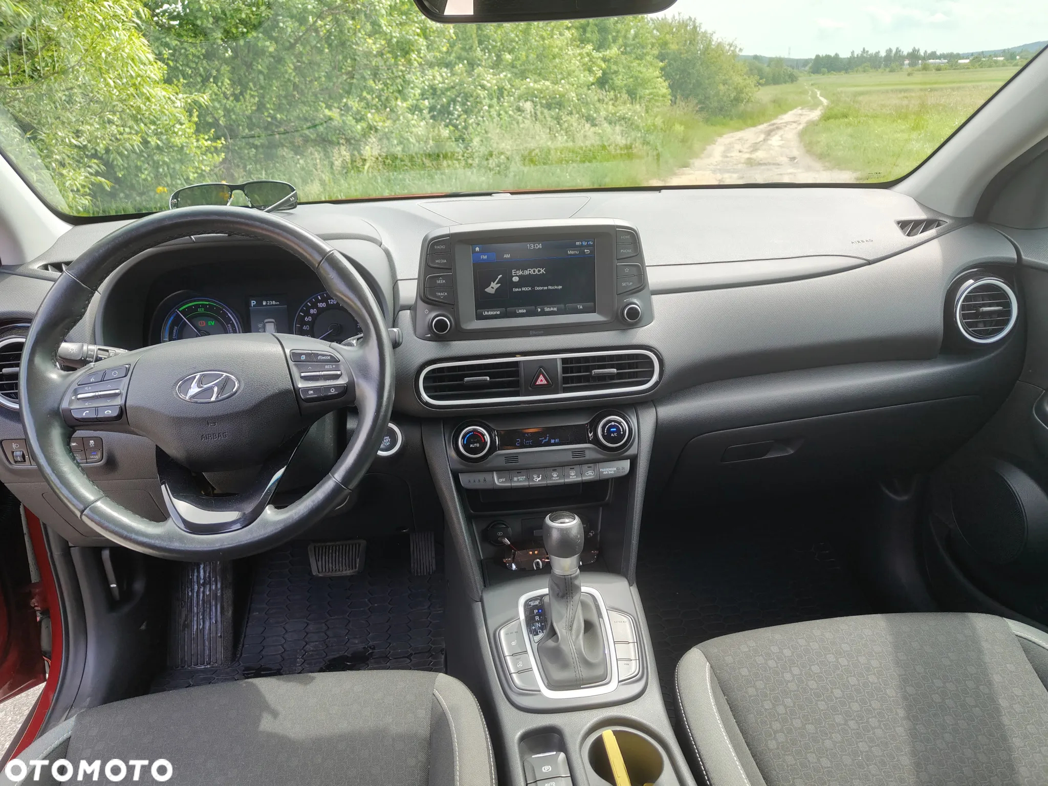 Hyundai Kona - 13