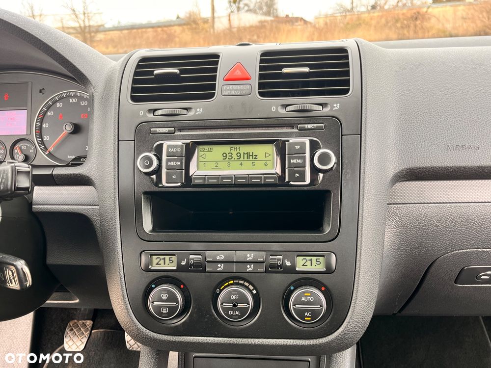 Volkswagen Golf 1.4 Edition - 12