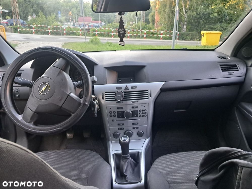 Opel Astra - 2