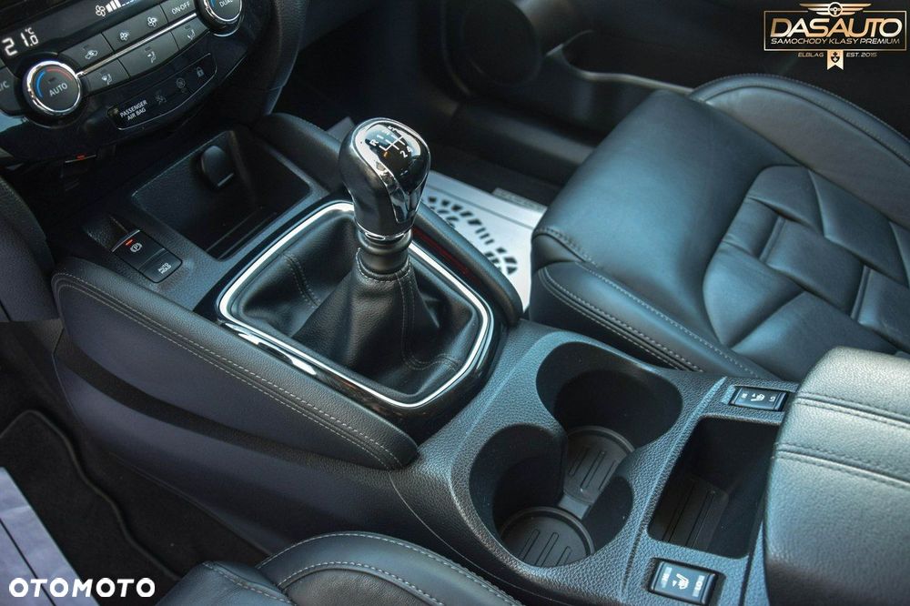 Nissan Qashqai 1.3 DIG-T Tekna - 22