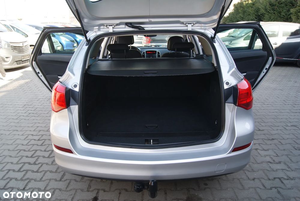 Opel Astra 1.4 ecoFLEX - 10