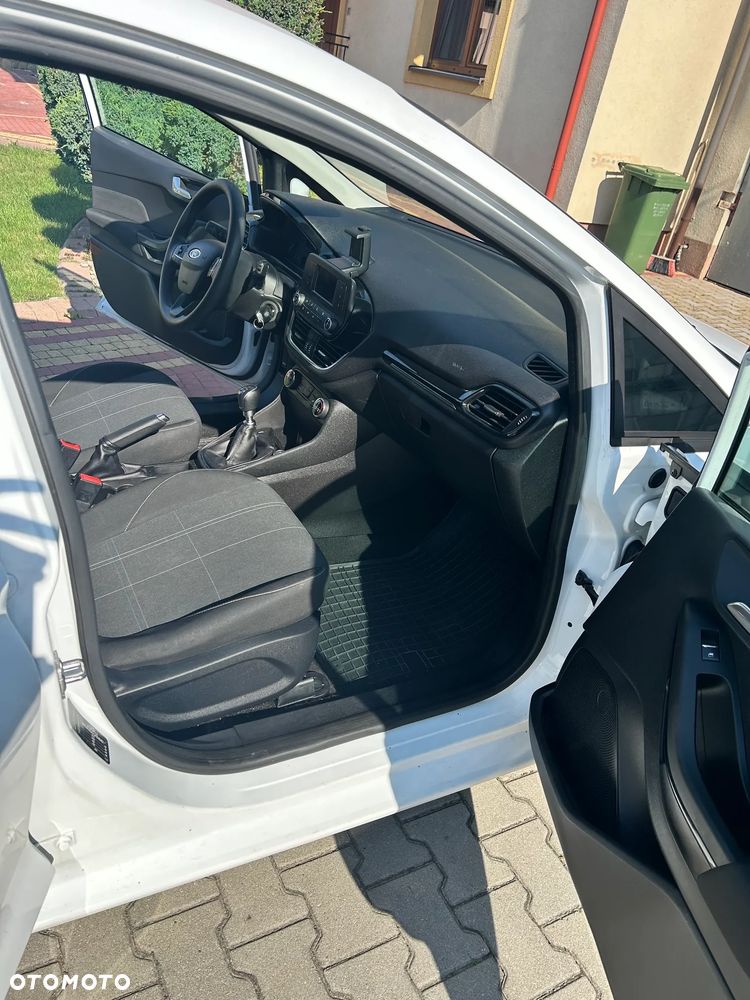 Ford Fiesta - 7