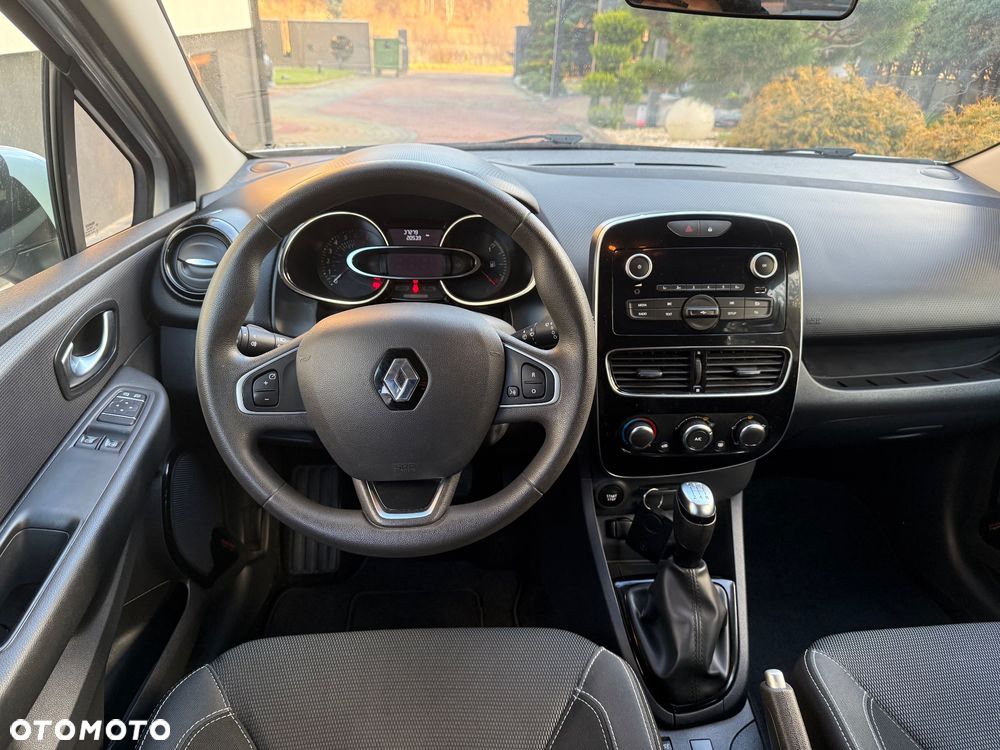 Renault Clio TCe 90 Limited - 11