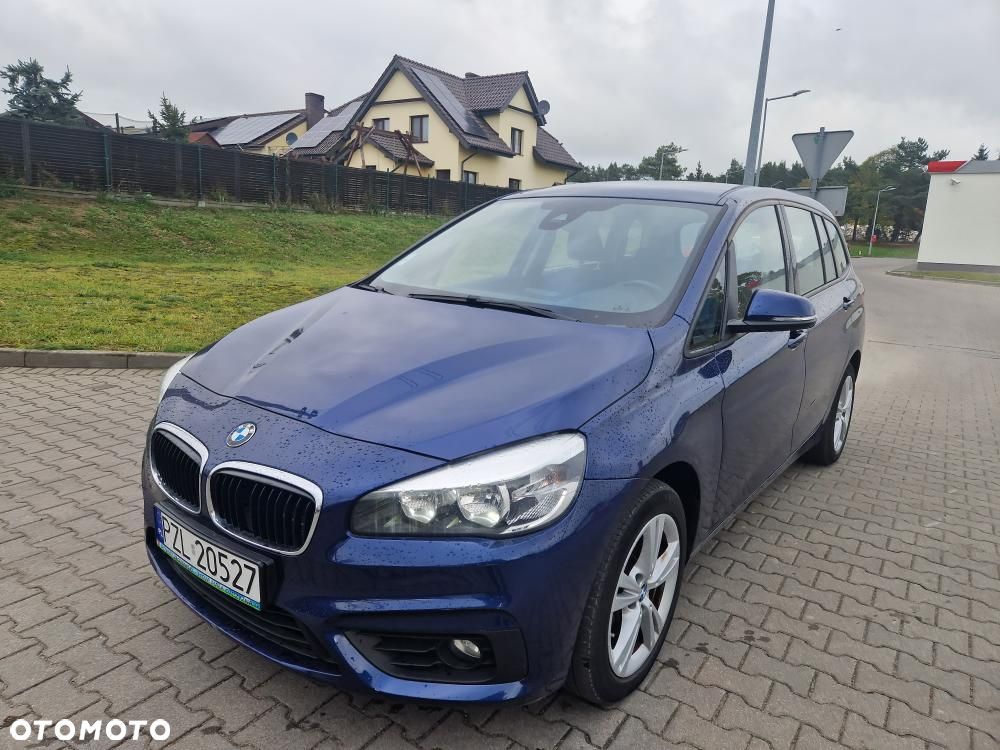 BMW Seria 2 218d - 2