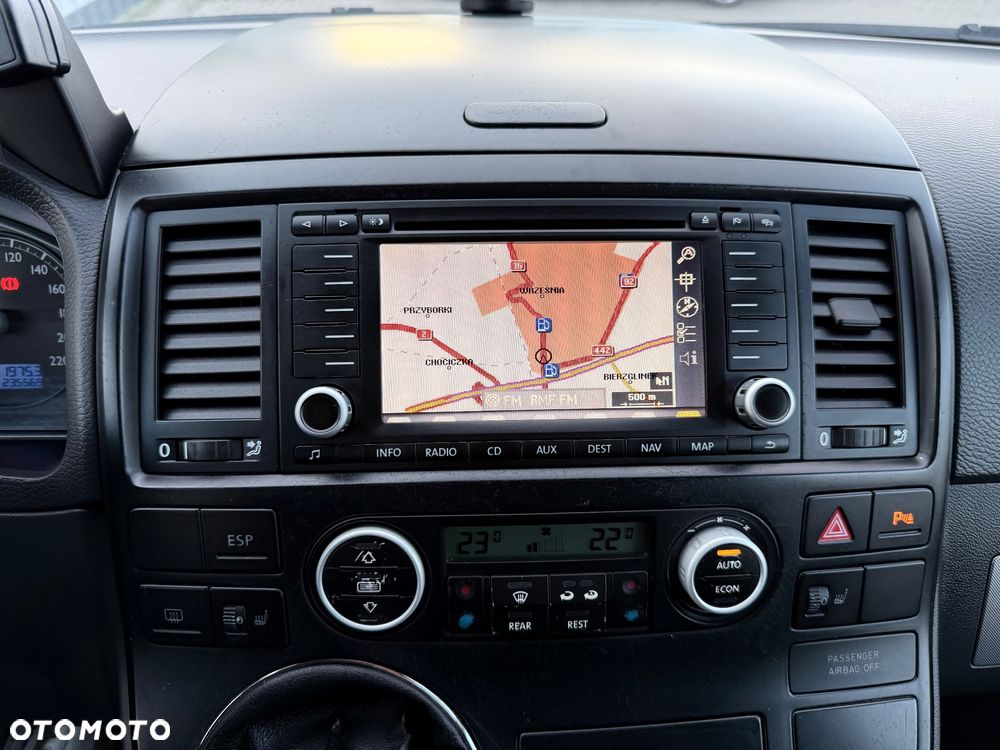 Volkswagen Multivan L1 Business - 23