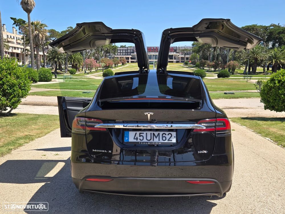 Tesla Model X 100D - 14