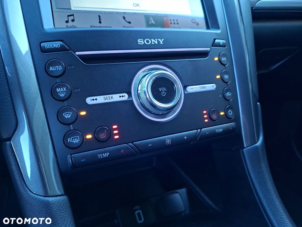 Ford Mondeo 2.0 Hybrid Titanium - 34