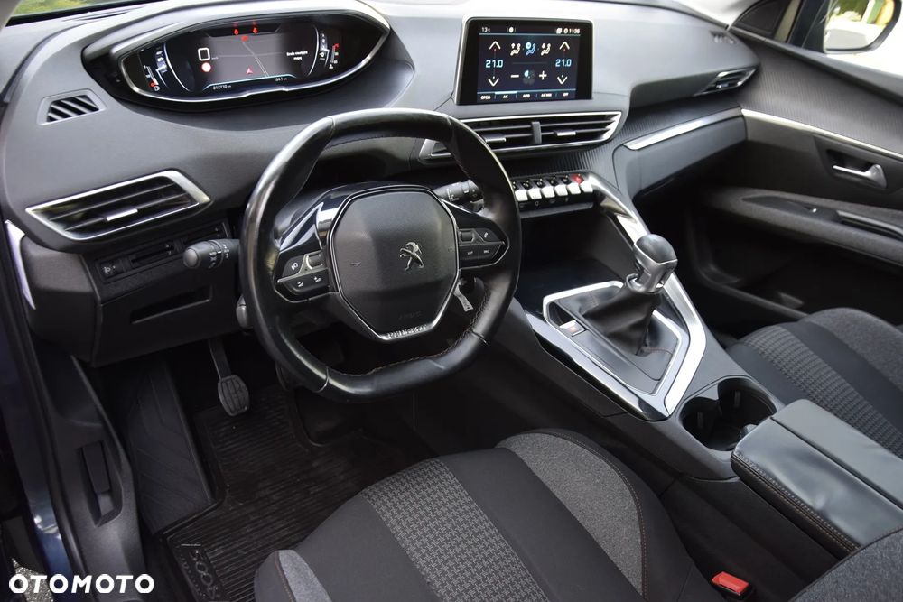 Peugeot 5008 1.6 HDi Style 7os - 21