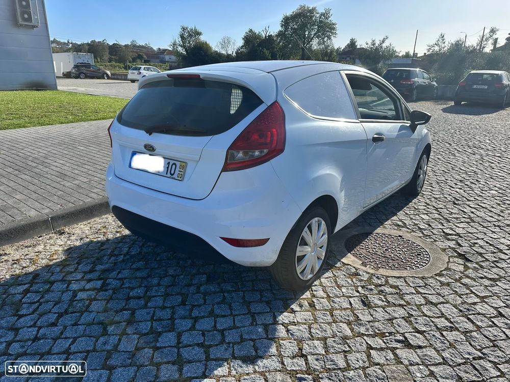 Ford Fiesta - 6