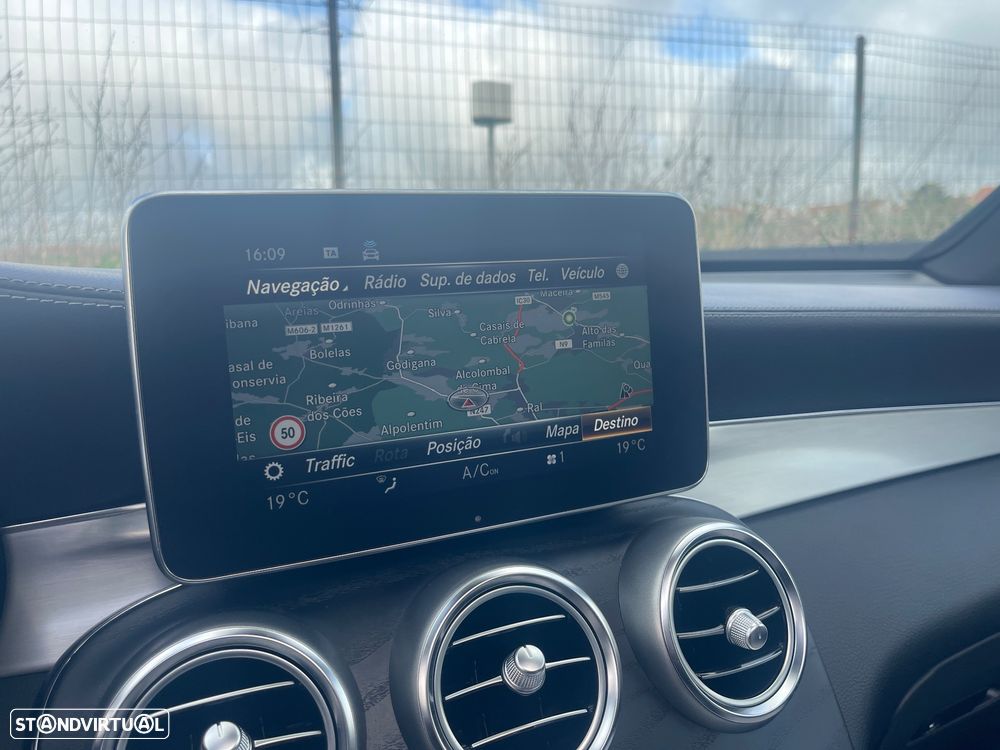 Mercedes-Benz GLC 350 e 4Matic 7G-TRONIC AMG Line - 20