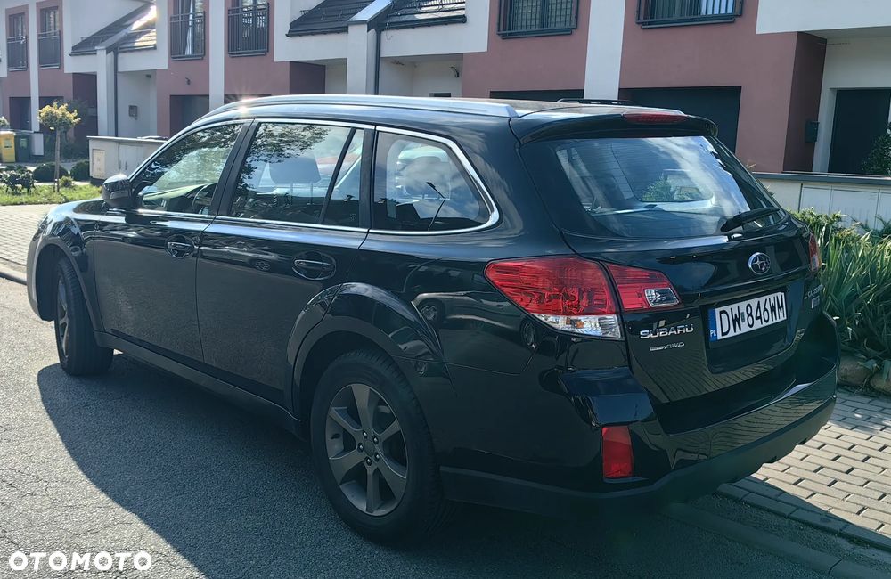Subaru Legacy 2013 photo 5