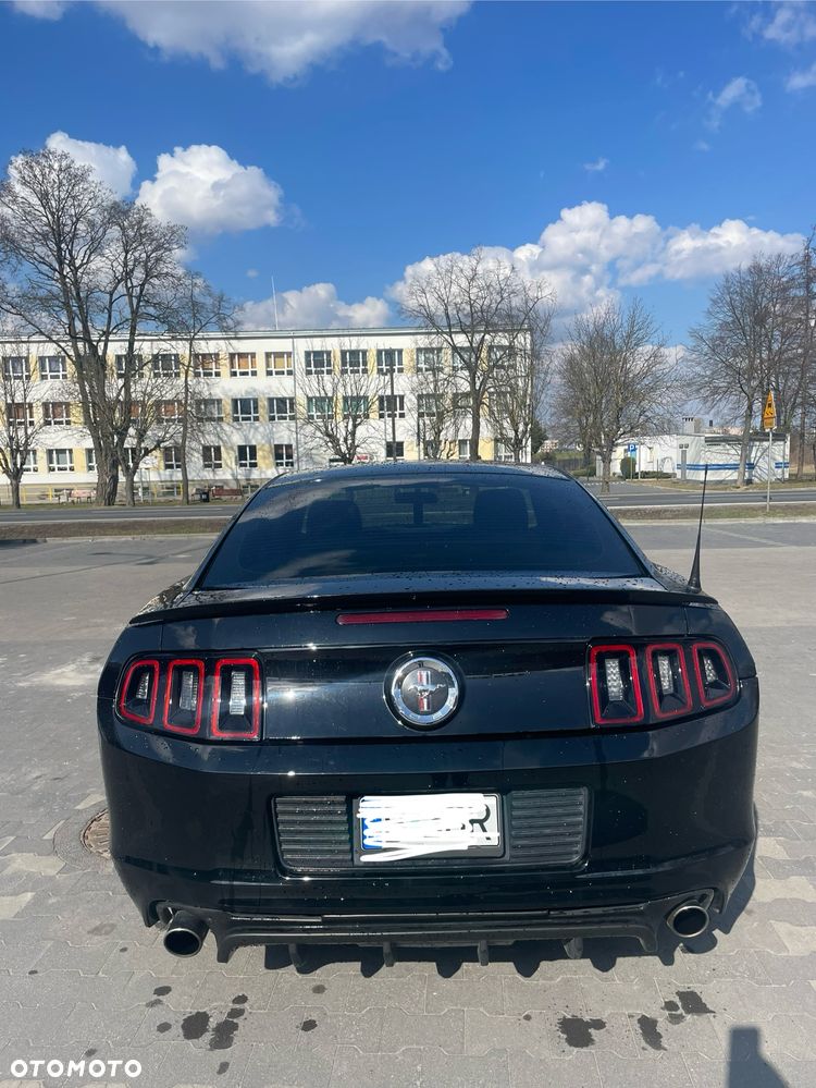 Ford Mustang - 5
