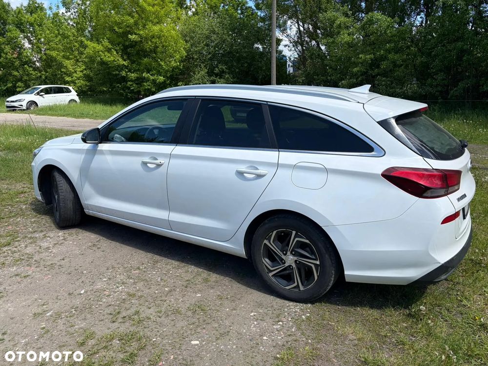 Hyundai i30 1.5 DPI Smart - 5