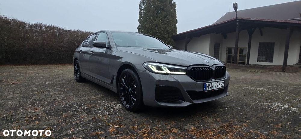 BMW Seria 5 530i xDrive M Sport Edition - 8