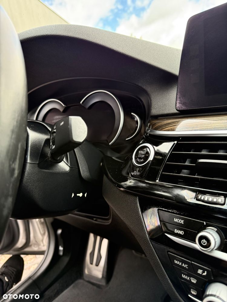 BMW Seria 5 530i M Sport sport - 16