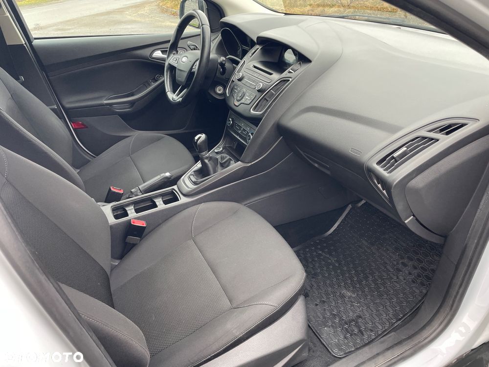 Ford Focus 1.6 Trend - 7