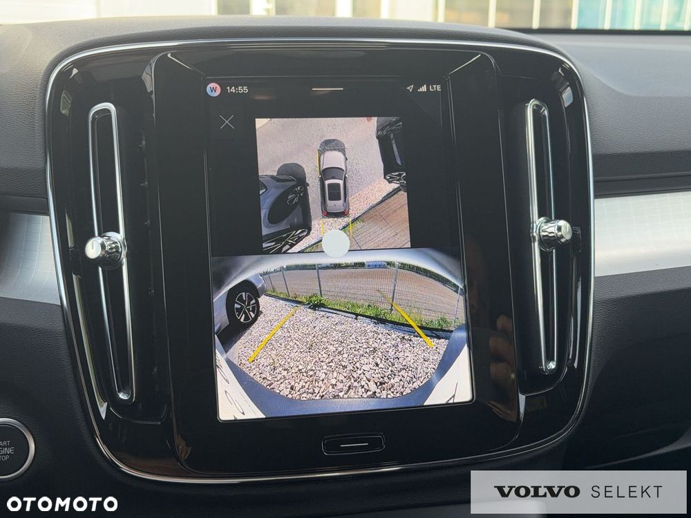 Volvo XC 40 B3 B DKG Plus Dark - 24