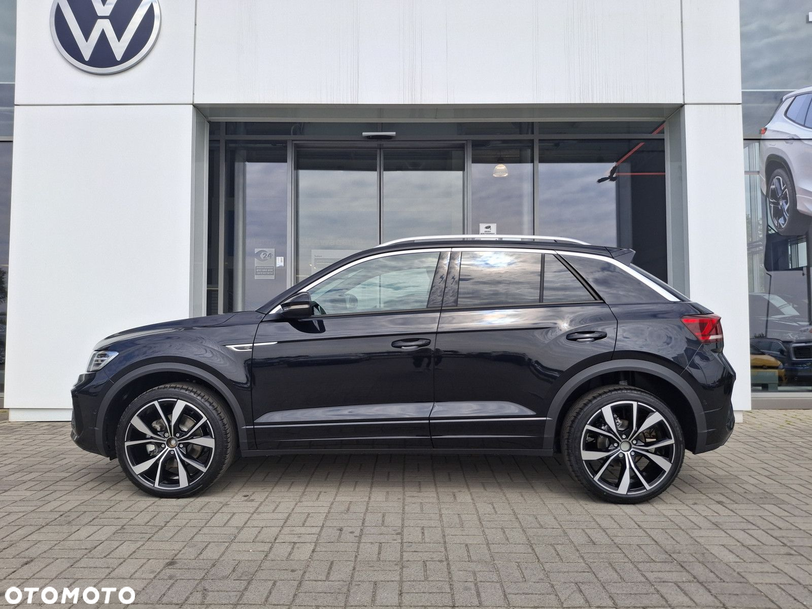 Volkswagen T-Roc 1.5 TSI R-Line DSG - 4