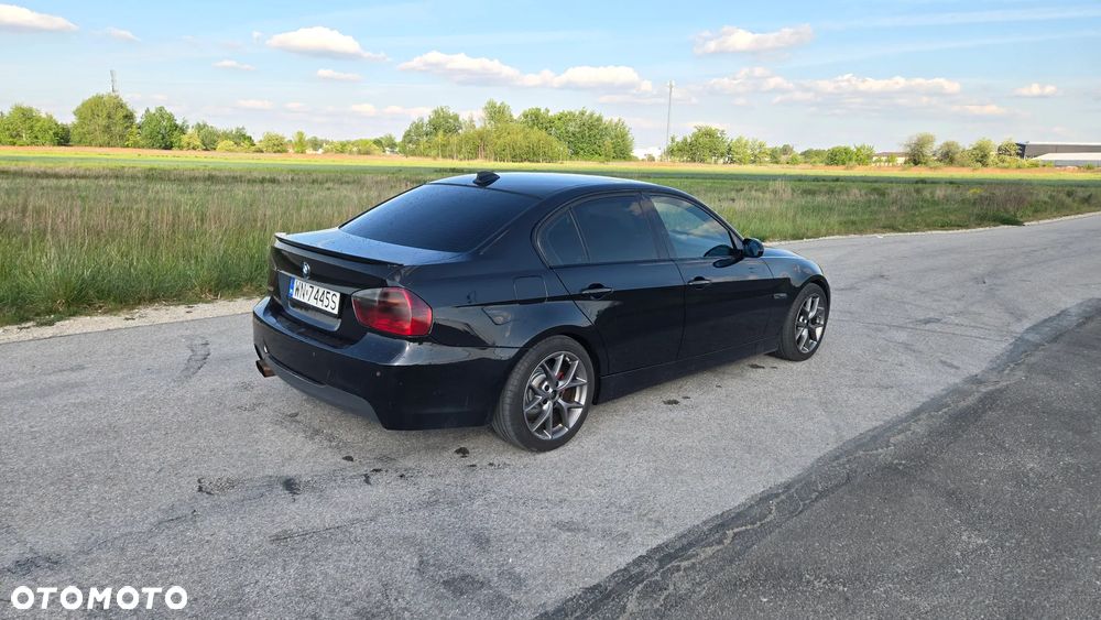 BMW Seria 3 330i - 7