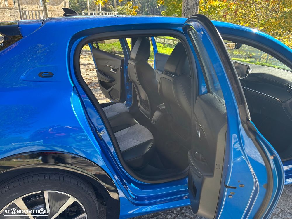 Peugeot e-208 GT Pack - 16