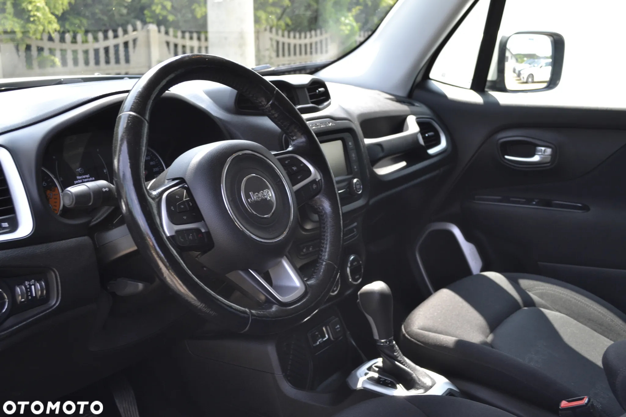 Jeep Renegade 1.4 MultiAir Longitude FWD S&S - 25