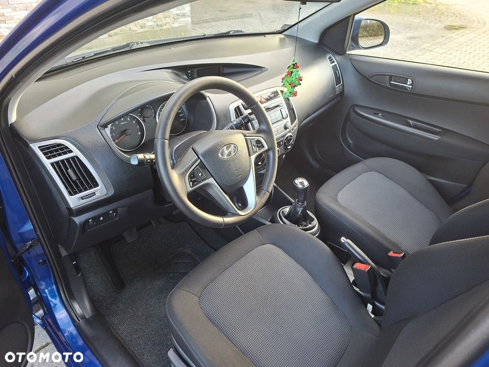 Hyundai i20 1.4 Wersja Jubileuszowa - 8