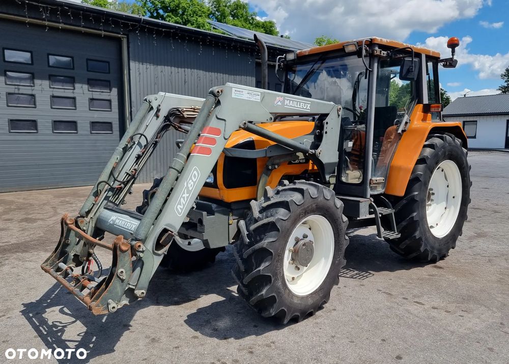 Renault Ceres 335 - 1