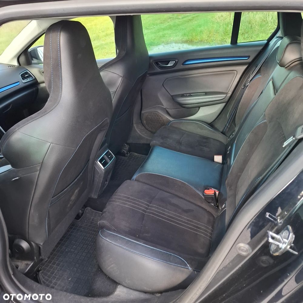 Renault Megane 1.6 TCe GT EDC - 6