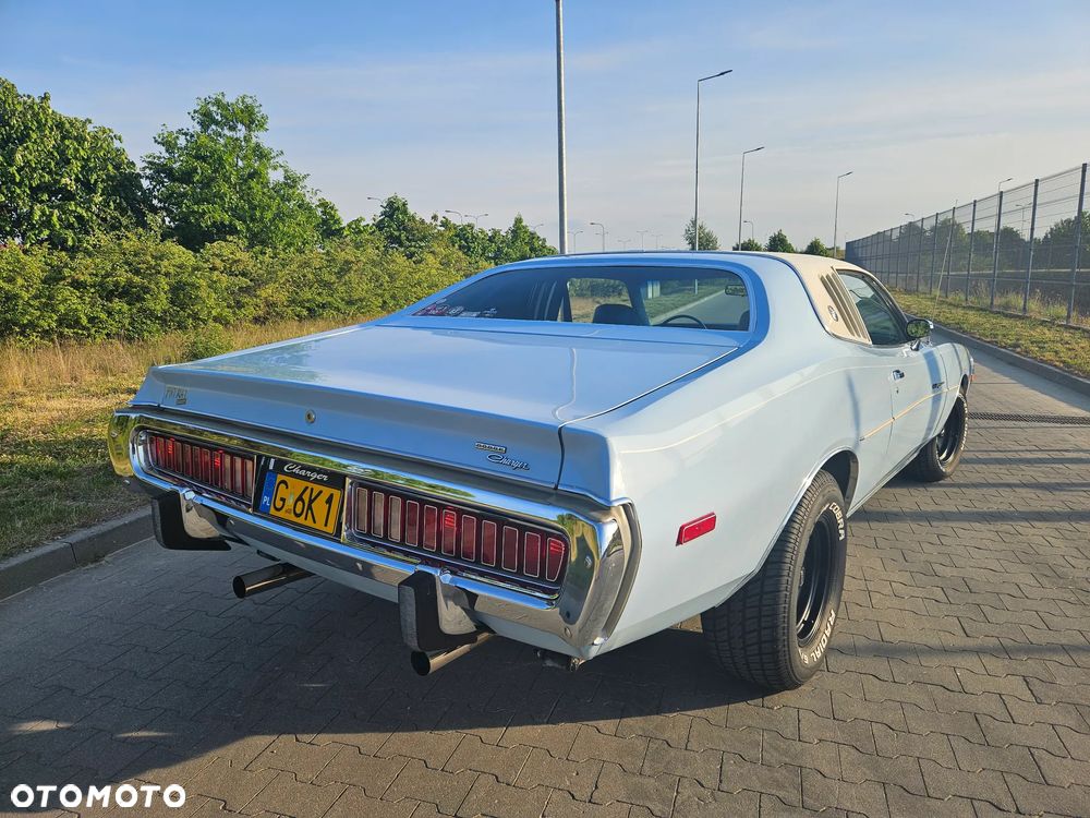 Dodge Charger - 3