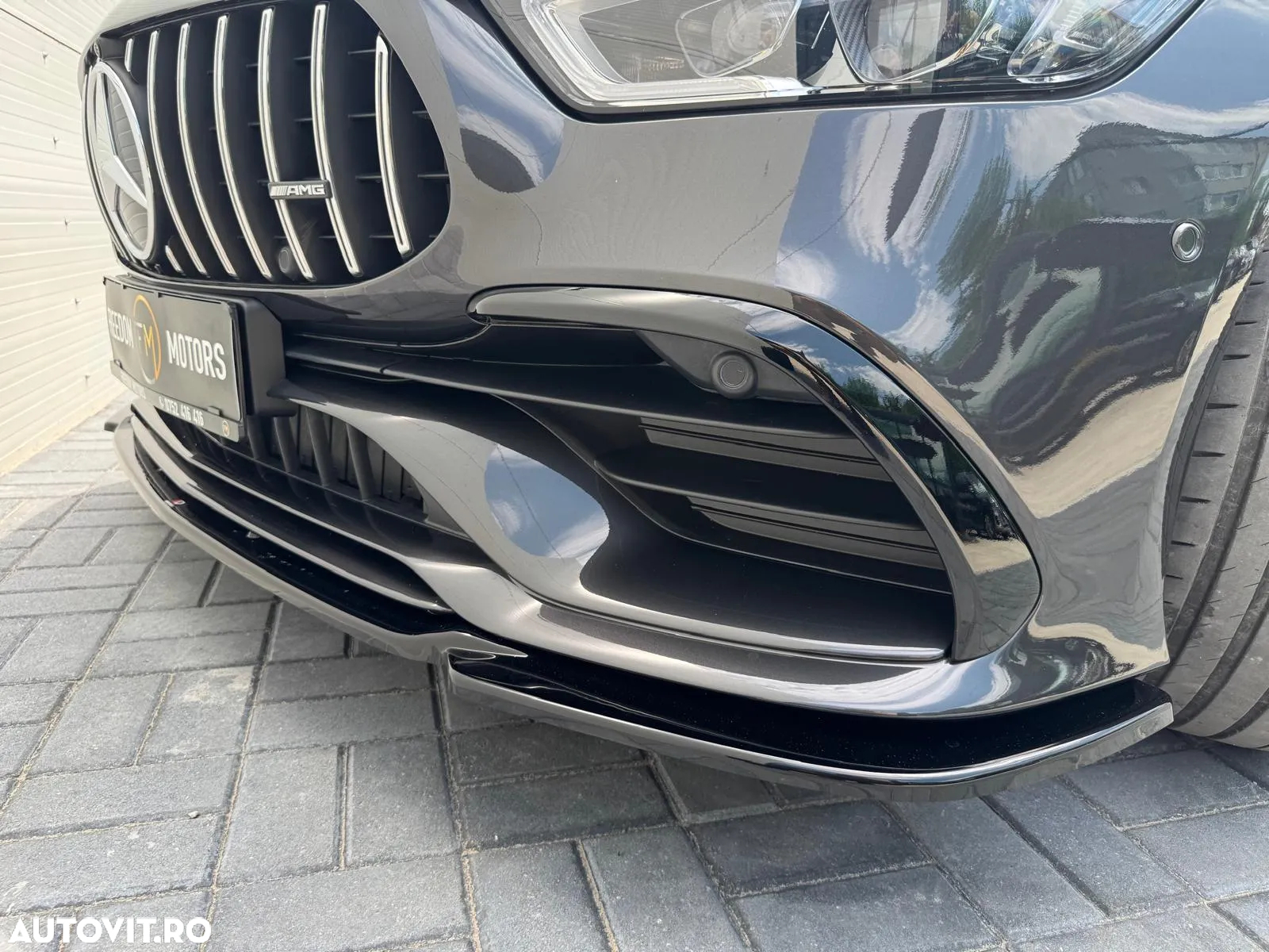 Mercedes-Benz AMG GT 43 4MATIC+ MHEV - 16