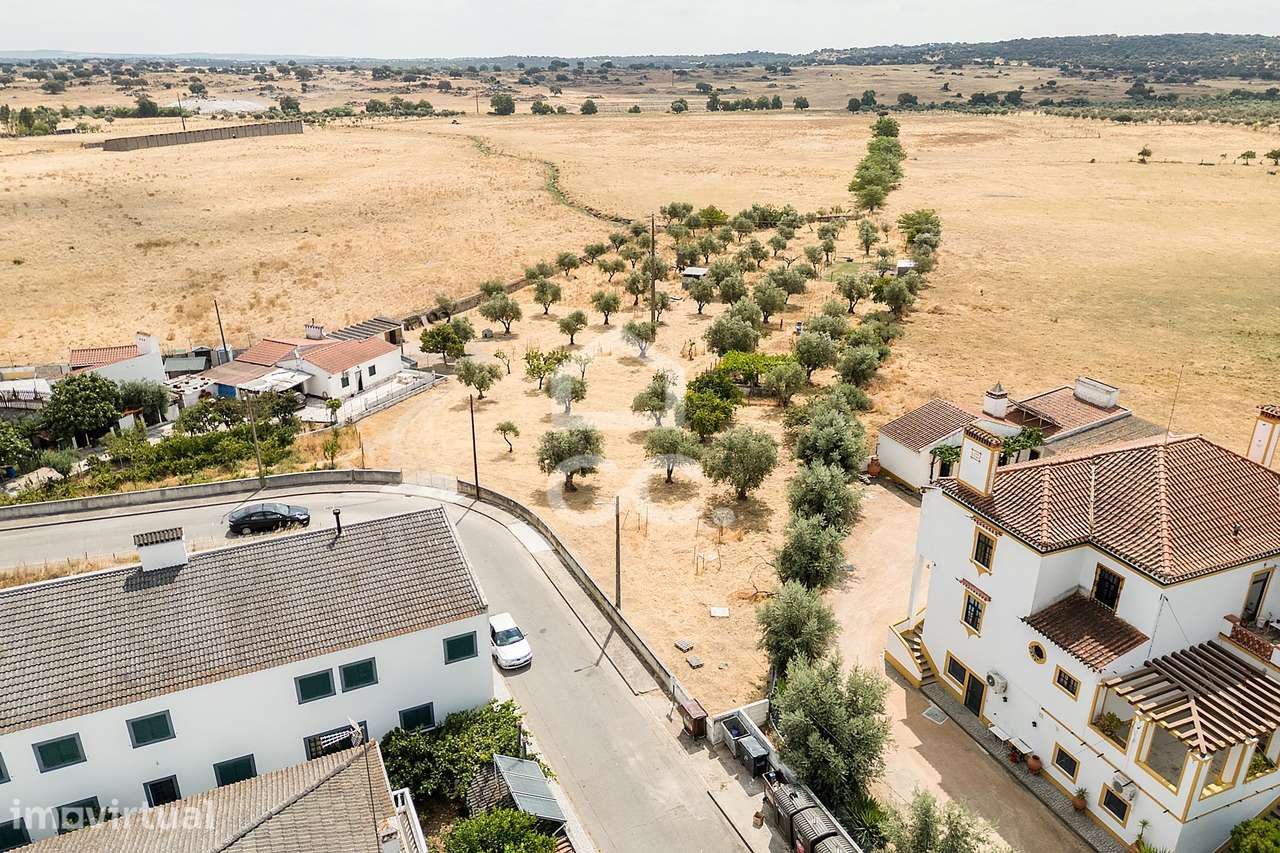 Terreno Rústico com Projeto de Moradia | Santa Eulália, Elvas - Grande imagem: 2/57