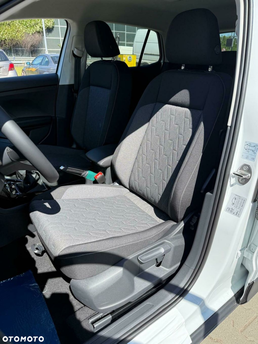 Volkswagen T-Cross - 9