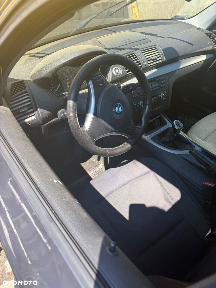 BMW Seria 1 - 11