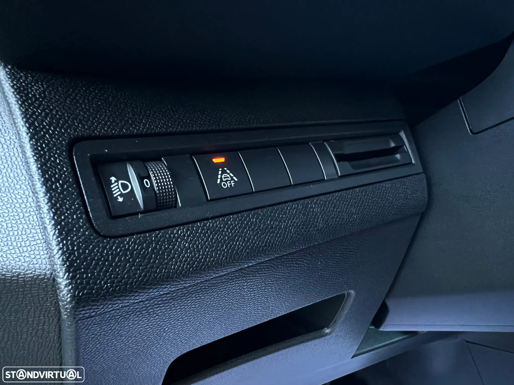 Peugeot 3008 1.2 Hybrid Allure Pack e-DCS6 - 41