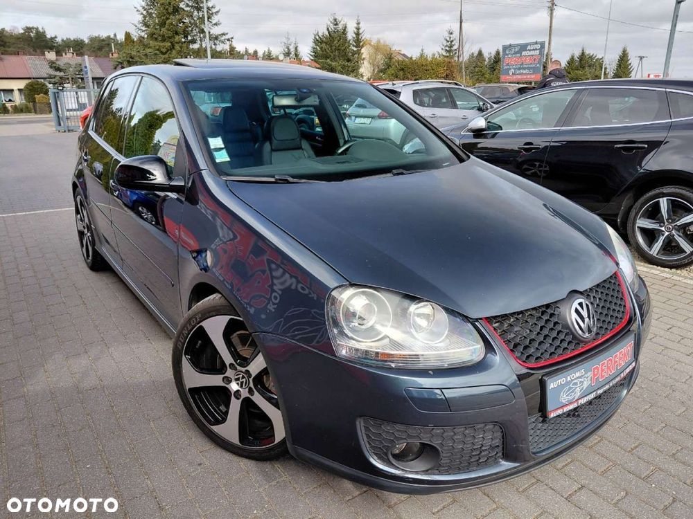 Volkswagen Golf - 4