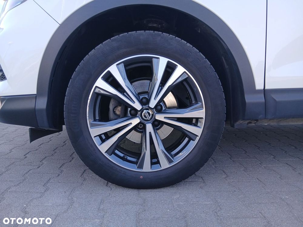 Nissan Qashqai 1.3 DIG-T N-Style EU6d - 16