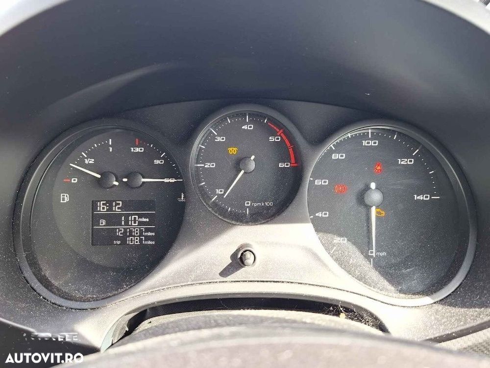 Centuri siguranta spate Seat Leon 2 2010 HATCHBACK 1.6 TDI - 9