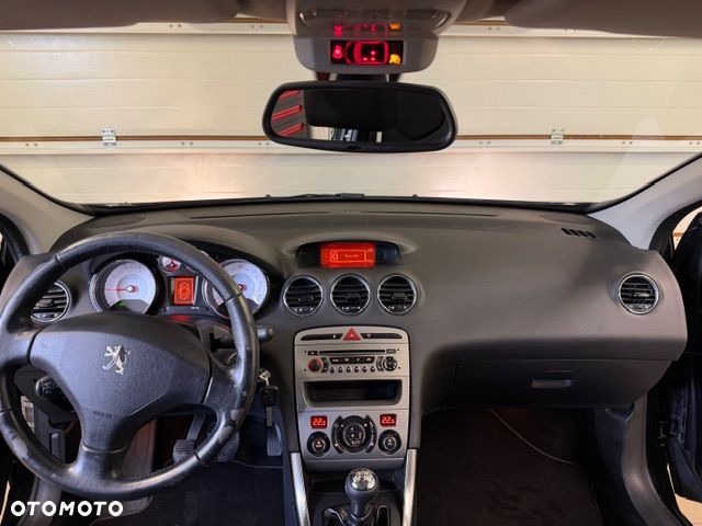 Peugeot 308 1.6 Premium - 28