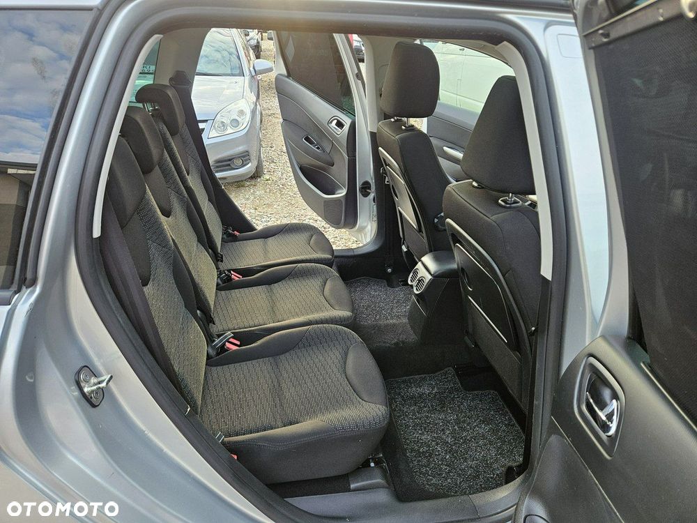 Peugeot 308 - 11