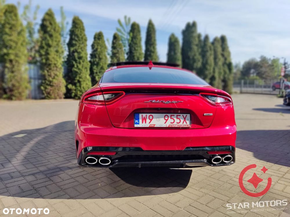Kia Stinger - 9