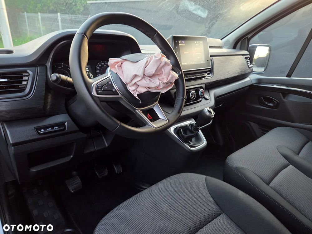 Renault TRAFIC - 29