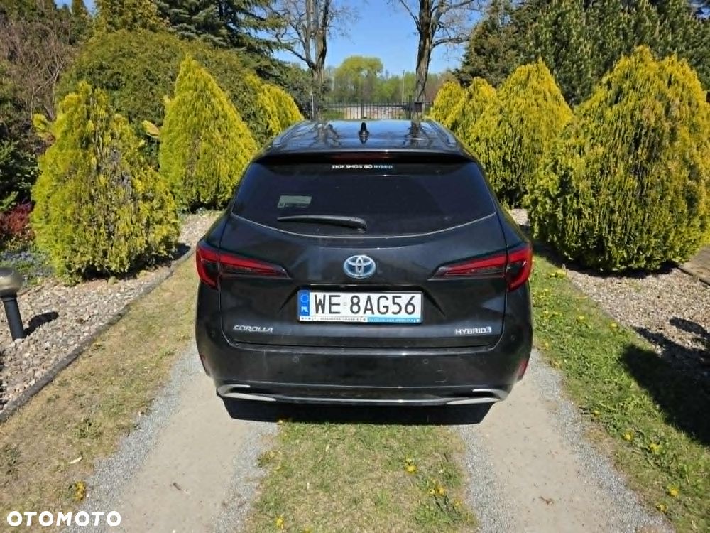 Toyota Corolla - 4