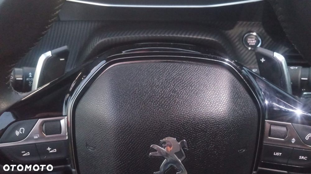 Peugeot 2008 1.5 BlueHDi Allure S&S EAT8 - 25