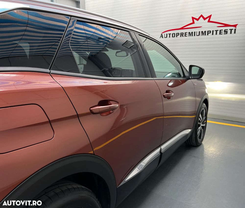 Peugeot 3008 1.2 PureTech 130 EAT8 GT - 18